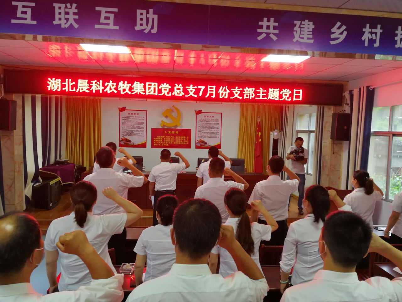 1594095437705936.jpg 1594095437705936.jpg